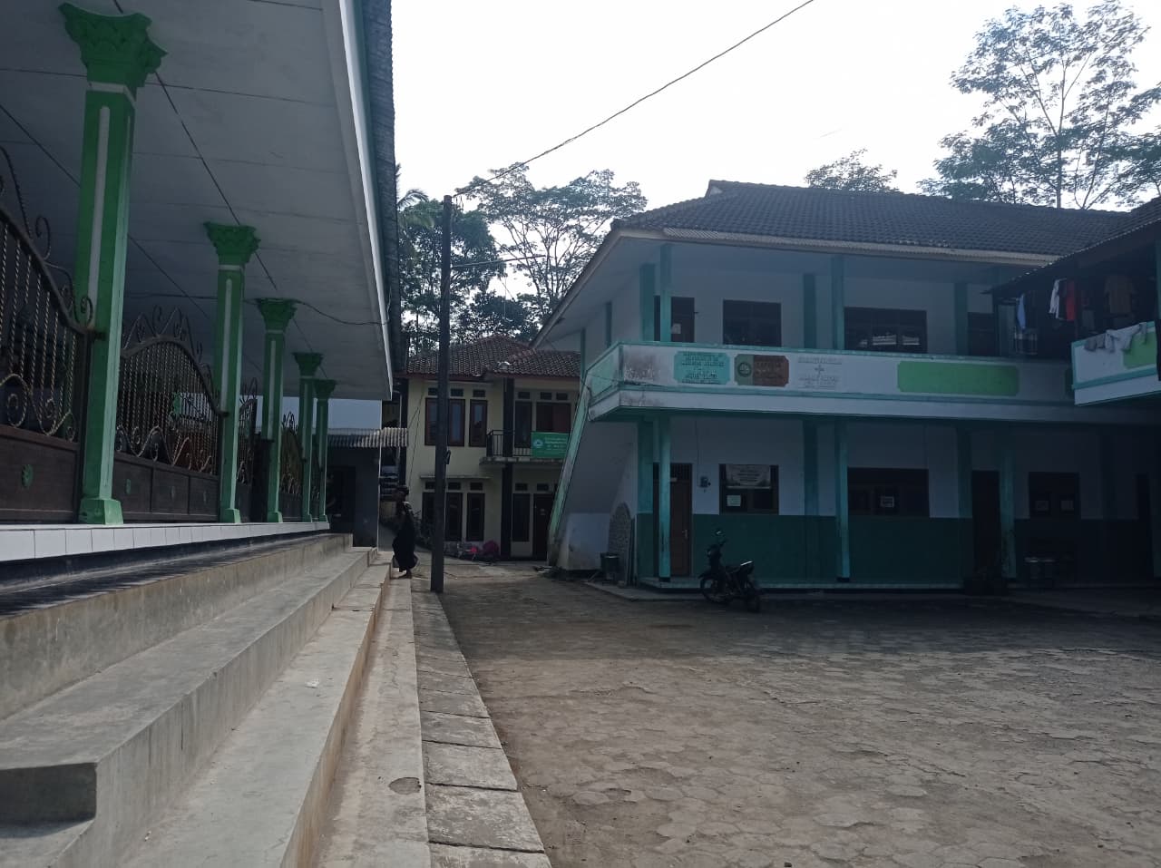 Masjid Pondok Pesantren